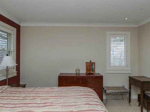 219 Saxon Drive, Thunder Bay, ON - Indoor Photo Showing Bedroom