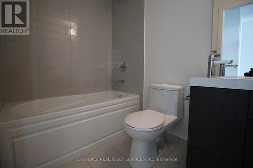 2202 - 30 Nelson Street, Toronto, ON - Indoor Photo Showing Bathroom