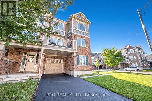 1637 Leblanc Court, Milton, ON - Outdoor With Balcony With Facade