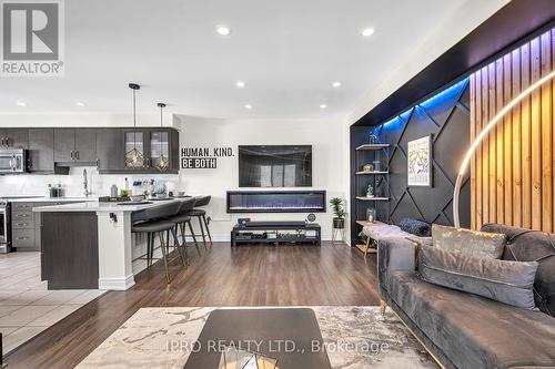 1637 Leblanc Court, Milton, ON - Indoor