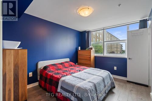 318 - 1410 Dupont Street, Toronto (Dovercourt-Wallace Emerson-Junction), ON - Indoor Photo Showing Bedroom