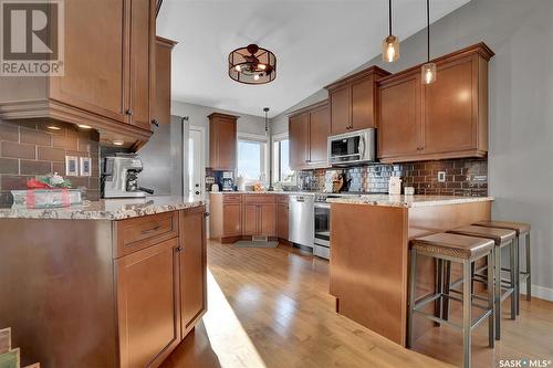 4828 Mccombie Crescent, Regina, SK - Indoor Photo Showing Kitchen