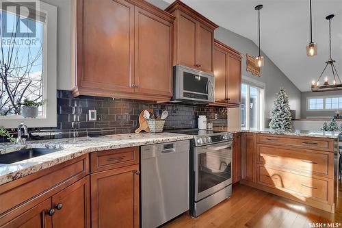 4828 Mccombie Crescent, Regina, SK - Indoor Photo Showing Kitchen