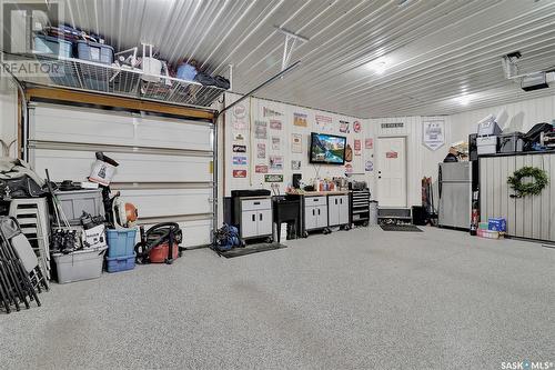 4828 Mccombie Crescent, Regina, SK - Indoor Photo Showing Garage