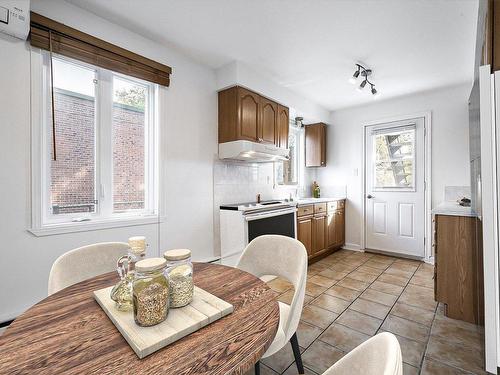 Kitchen - 575 90E Avenue, Montréal (Lasalle), QC - Indoor Photo Showing Dining Room