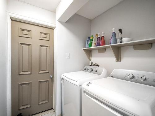 Laundry room - 575 90E Avenue, Montréal (Lasalle), QC - Indoor Photo Showing Laundry Room