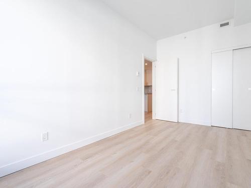 Bedroom - 4410-1001 Rue Lucien-L'Allier, Montréal (Ville-Marie), QC - Indoor Photo Showing Other Room