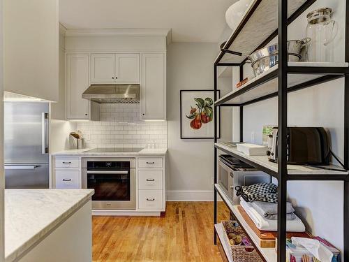 Kitchen - 128 Av. Balfour, Mont-Royal, QC - Indoor Photo Showing Kitchen