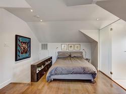 Master bedroom - 