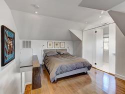 Master bedroom - 