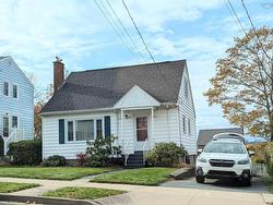 3764 High Street  Halifax, NS B3K 4Y9