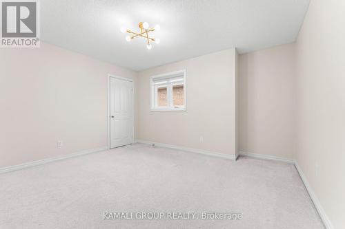 8 Pandora Court, Richmond Hill, ON - Indoor Photo Showing Other Room