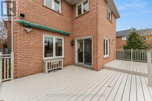 8 Pandora Court, Richmond Hill, ON - Outdoor With Exterior