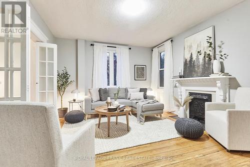 82 Nassau Street, Oshawa (Vanier), ON - Indoor Photo Showing Living Room With Fireplace