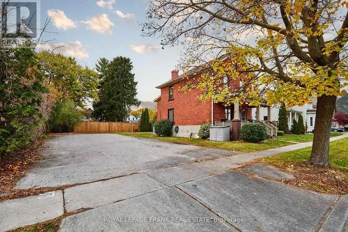 82 Nassau Street, Oshawa (Vanier), ON - Outdoor