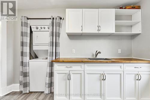 82 Nassau Street, Oshawa (Vanier), ON - Indoor Photo Showing Laundry Room