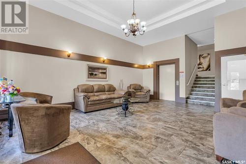 236 2301 Adelaide Street E, Saskatoon, SK - Indoor Photo Showing Living Room