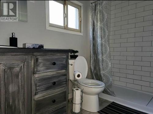 365 Ontario Street, Sudbury, ON - Indoor Photo Showing Bathroom