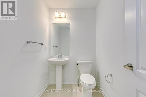 3074 Merrick Road, Oakville, ON - Indoor Photo Showing Bathroom