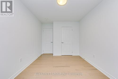 3074 Merrick Road, Oakville, ON - Indoor Photo Showing Other Room