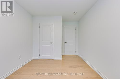 3074 Merrick Road, Oakville, ON - Indoor Photo Showing Other Room