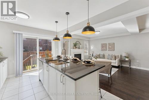 59 Littlebeck Crescent, Whitby, ON - Indoor Photo Showing Kitchen With Double Sink