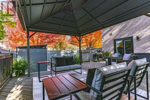 104 Fadine Road, Newmarket, ON - Outdoor With Deck Patio Veranda With Exterior