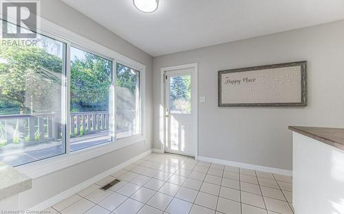 371 Strawberry Crescent, Waterloo, ON - Indoor Photo Showing Other Room