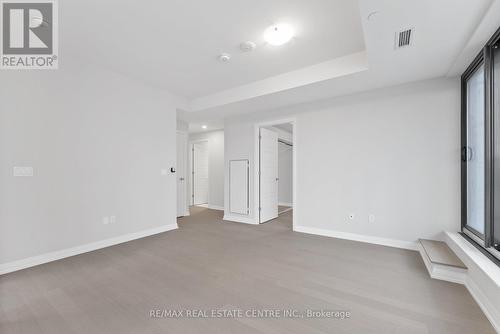 204 - 1415 Dundas Street, Oakville, ON - Indoor Photo Showing Other Room