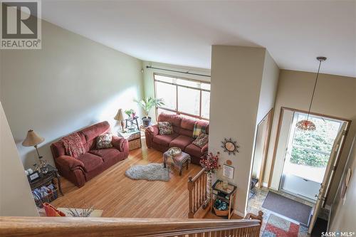 207 Coldspring Rise, Saskatoon, SK - Indoor Photo Showing Living Room