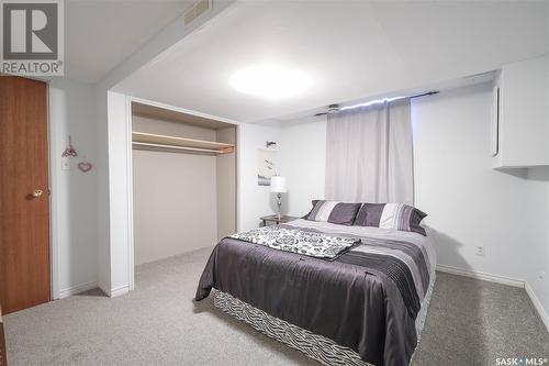 207 Coldspring Rise, Saskatoon, SK - Indoor Photo Showing Bedroom