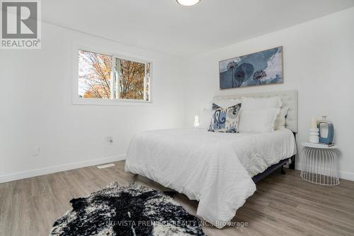 1259 Limberlost Road, London, ON - Indoor Photo Showing Bedroom