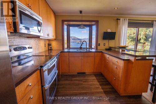 3121 Hayman Road, Naramata, BC - Indoor Photo Showing Kitchen