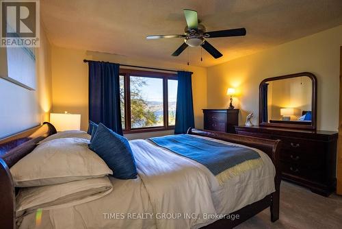 3121 Hayman Road, Naramata, BC - Indoor Photo Showing Bedroom