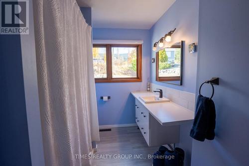 3121 Hayman Road, Naramata, BC - Indoor Photo Showing Bathroom