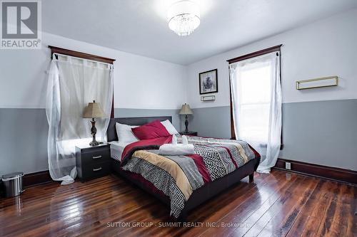 4622 Ferguson Street, Niagara Falls, ON - Indoor Photo Showing Bedroom