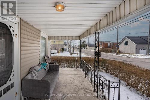 4622 Ferguson Street, Niagara Falls, ON - Outdoor With Exterior