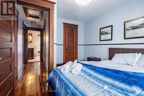 4622 Ferguson Street, Niagara Falls, ON - Indoor Photo Showing Bedroom