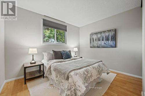 14 Avra Court, Guelph, ON - Indoor Photo Showing Bedroom