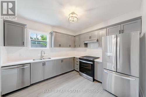 4372 Ontario Street, Lincoln, ON - Indoor Photo Showing Kitchen With Double Sink