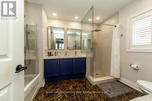 3770 Forest Bluff Crescent, Mississauga, ON - Indoor Photo Showing Bathroom