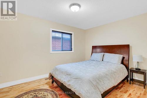 6158 Duford Drive W, Mississauga, ON - Indoor Photo Showing Bedroom