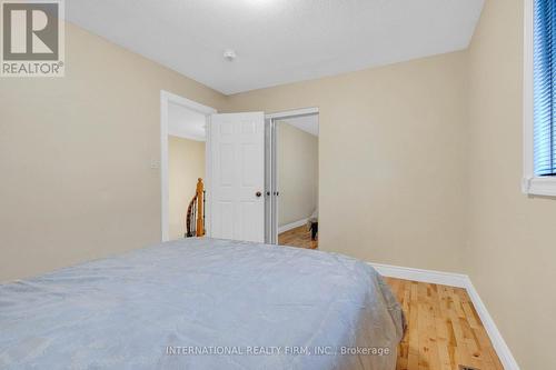 6158 Duford Drive W, Mississauga, ON - Indoor Photo Showing Bedroom