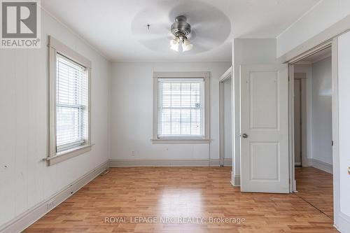 44 Carlisle Street, St. Catharines (451 - Downtown), ON - Indoor Photo Showing Other Room