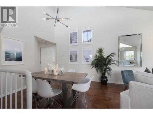 L01 788 W 8Th Avenue, Vancouver, BC - Indoor Photo Showing Dining Room