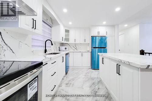 211 Dunsdon Street, Brantford, ON - Indoor Photo Showing Kitchen