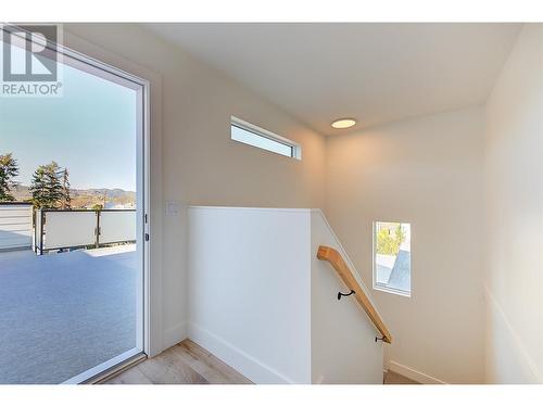 857 Kinnear Court, Kelowna, BC - Indoor Photo Showing Other Room