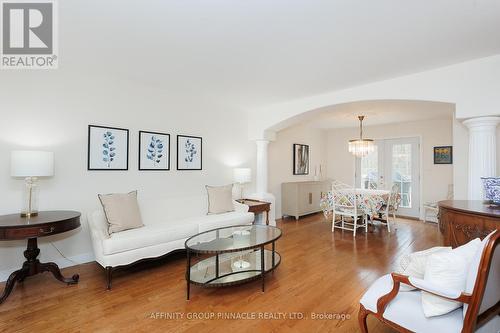 1252 North Bay Drive, Kawartha Lakes (Kirkfield), ON - Indoor Photo Showing Living Room