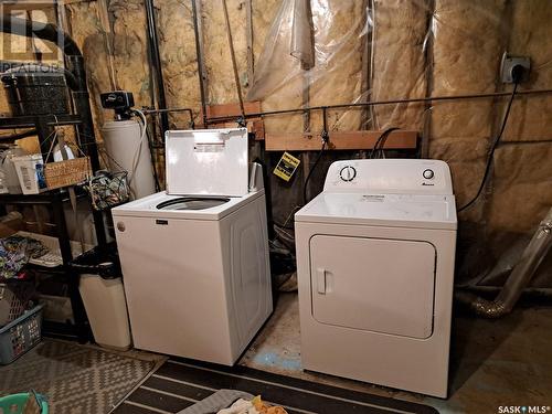 303 3Rd Street, Vonda, SK - Indoor Photo Showing Laundry Room