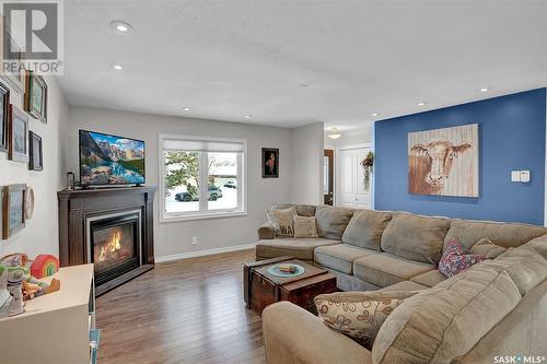 214 Halifax Street N, Regina, SK - Indoor Photo Showing Living Room With Fireplace